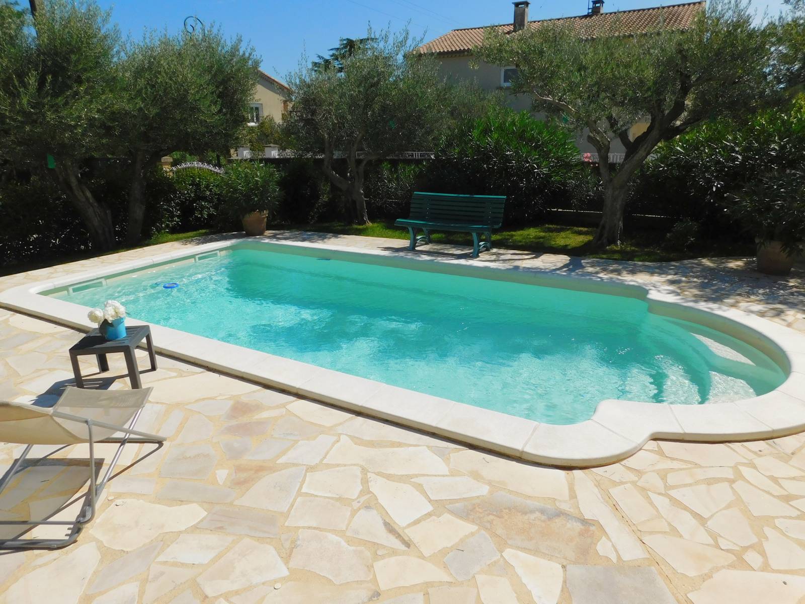 Piscine Tahiti : alliez confort et style tropical pour vos moments baignade - Mcr Piscines et Spas, Vergèze