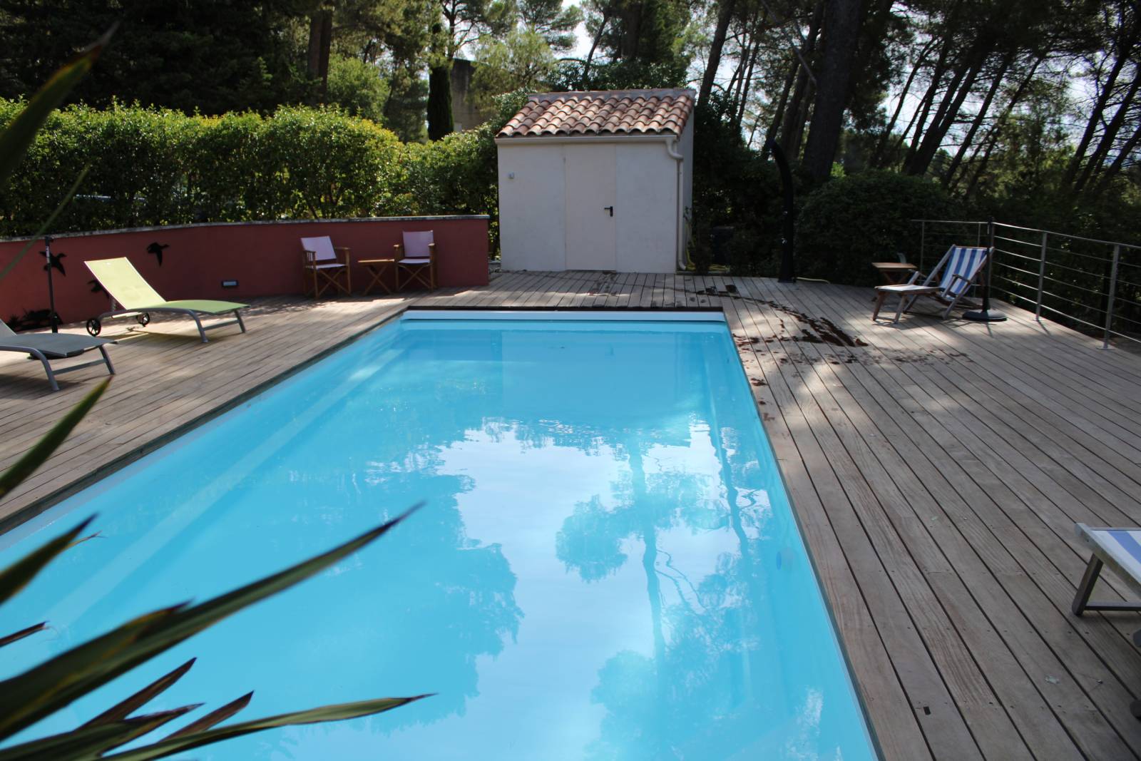 Piscine coque polyester MATAURA et couverture auto. - MCR Piscines et Spas - Caissargues