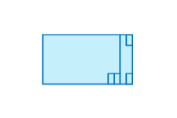 Piscine coque polyester modèle Lavezzi dans le Gard – Élégance et praticité avec plagette intégrée