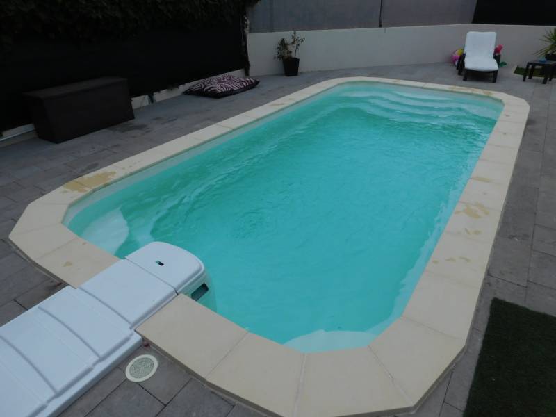 Piscine DÉCLIC R600 BF : design compact et performance pour votre jardin - Mcr Piscines et Spas, Caissargues