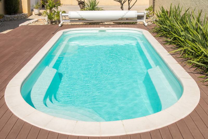 Piscine Jamaïque : une touche d’exotisme et de confort pour votre extérieur - Mcr Piscines et Spas, Caissargues