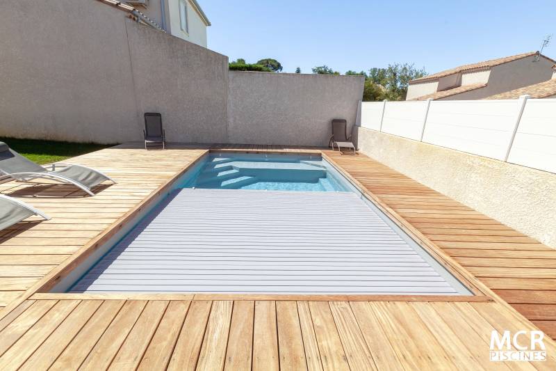Piscine MOANA avec couverture immergée livrée à Générac. - MCR Piscines et Spas - VergèzePiscine MOANA avec couverture immergée livrée à Générac. - MCR Piscines et Spas - Vergèze