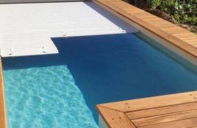 Volet automatique immergé Roussillon : la sécurité et le confort au service de votre piscine - Mcr Piscines et Spas, Gard